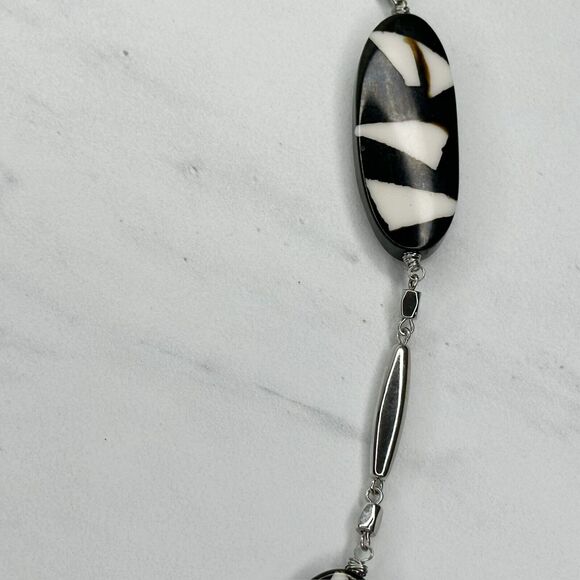 Chicos Black White Geometric Beaded Long Silver Chain Necklace 46" ✨ - Picture 4 of 9